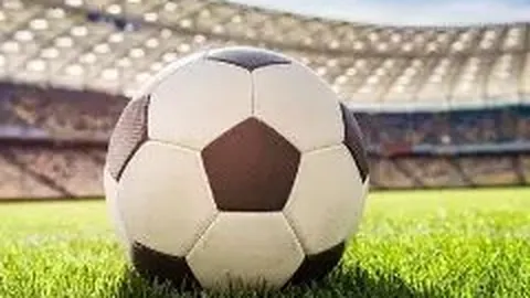 张镇麟新援加盟，浦东机场顺利抵沪，即将融入上海男篮